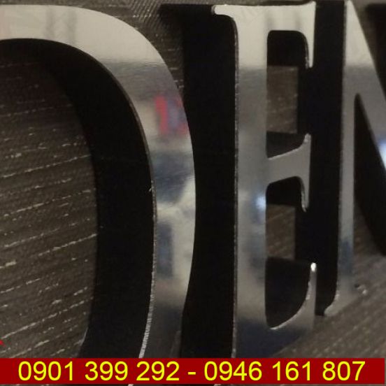 Chữ inox đen xước và logo nha khoa PVI Dentistry