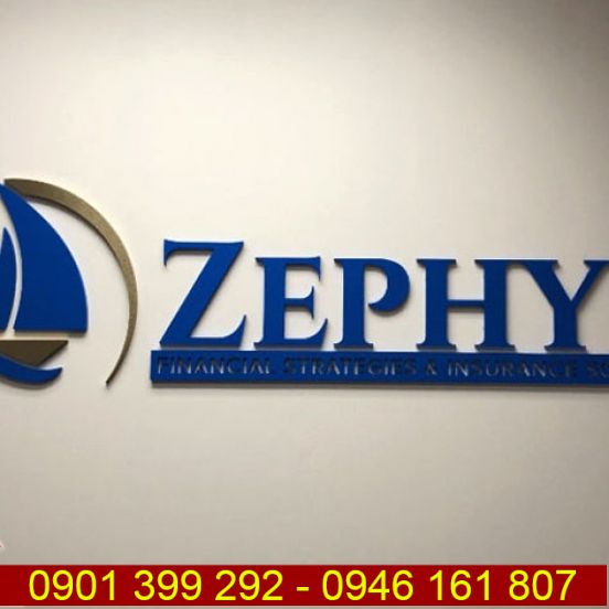 Chữ inox xanh xước và logo thương hiệu Zephyr
