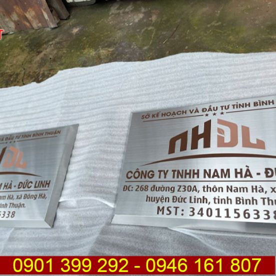 Làm bảng hiệu công ty inox ăn mòn Nam Hà - Đức Linh