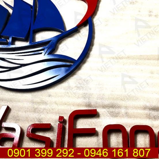Chữ inox sơn hấp nhiệt và logo thương hiệu Visa Food