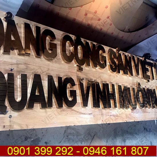 Chữ inox vàng gương ĐCSVN và Ngôi sao Búa Liềm tỉnh Ninh Thuận