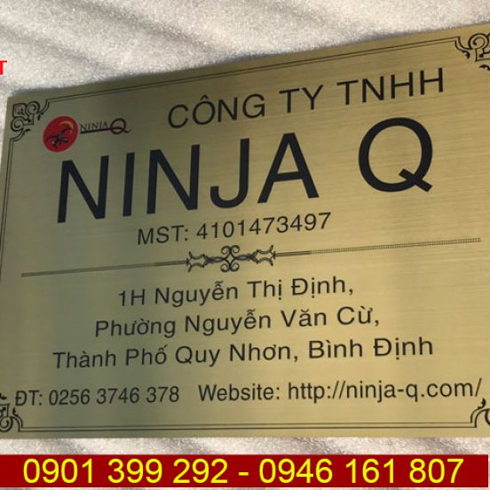 Gia công bảng inox in UV công ty Ninja Q